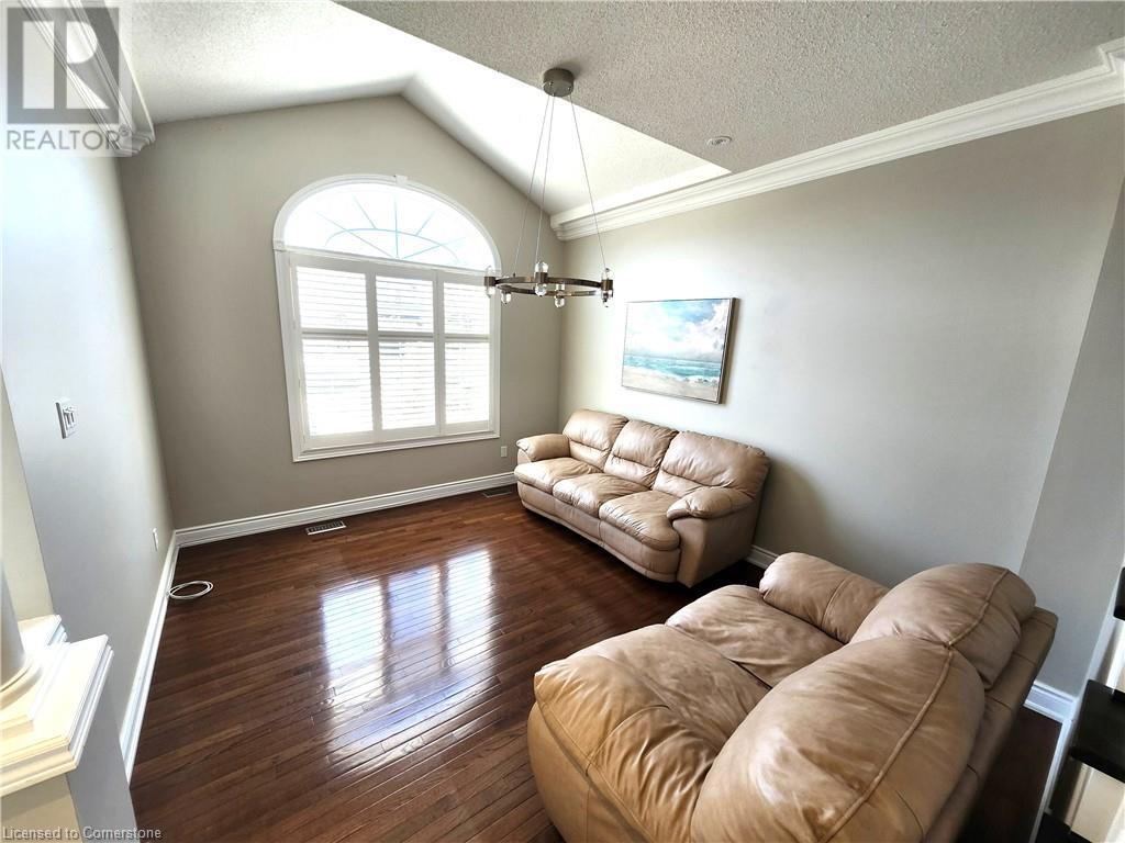 63 BIGGS Avenue, Ancaster, Ontario, L9K1R7 — Photo 8