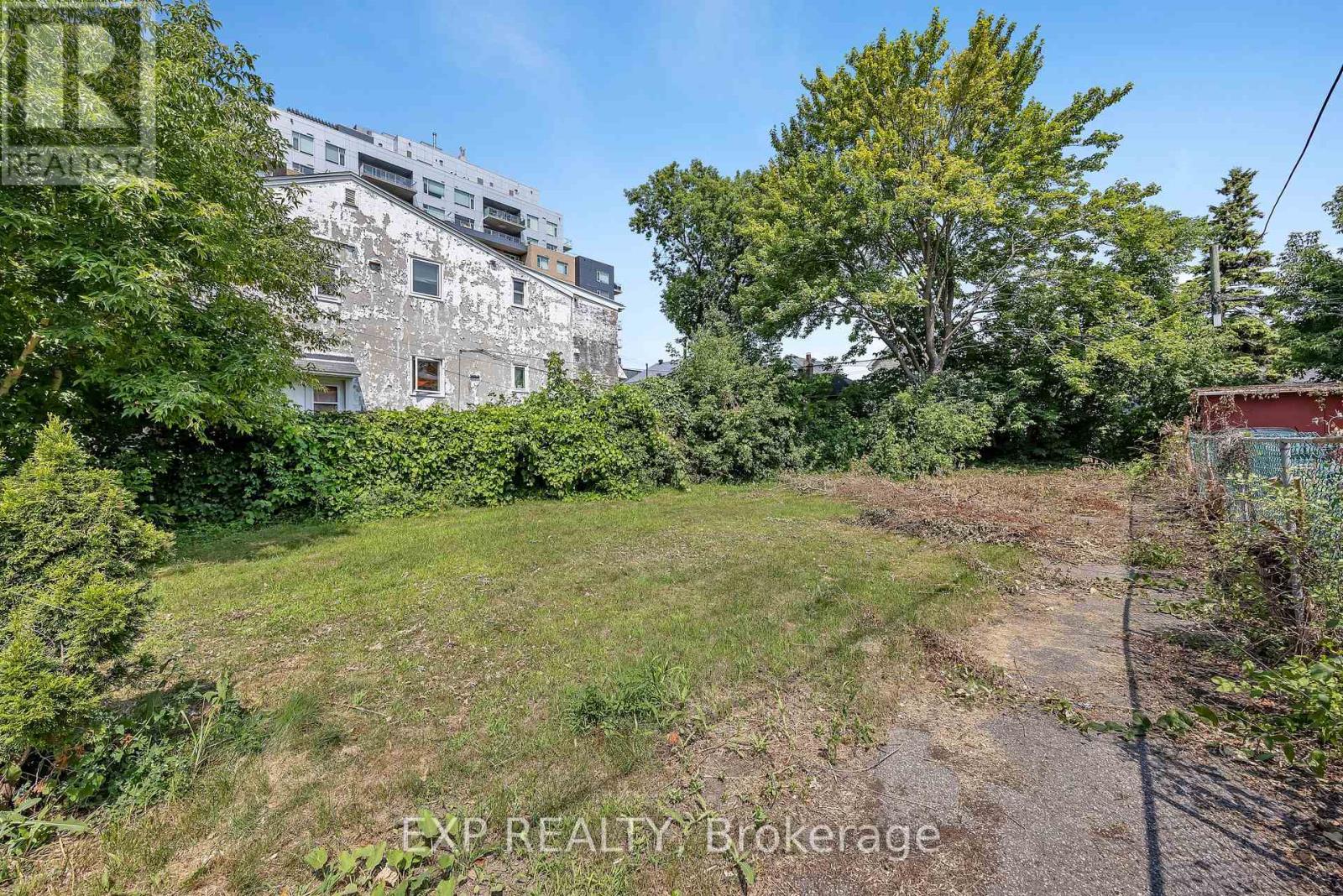 29 MARQUETTE AVENUE, Ottawa, Ontario, K1L5K3 — Photo 4