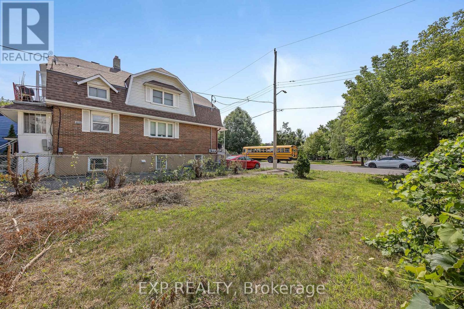 29 MARQUETTE AVENUE, Ottawa, Ontario, K1L5K3 — Photo 8