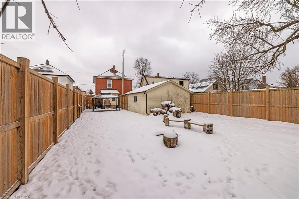 4731 THIRD Avenue, Niagara Falls, Ontario, L2E4L7 — Photo 4