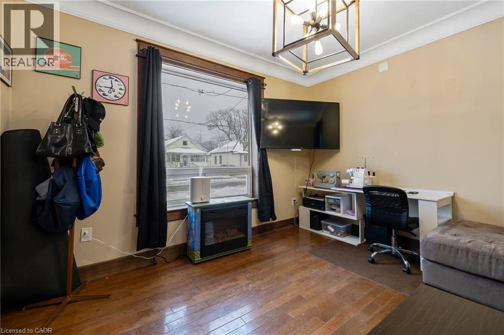 4731 THIRD Avenue, Niagara Falls, Ontario, L2E4L7 — Photo 9