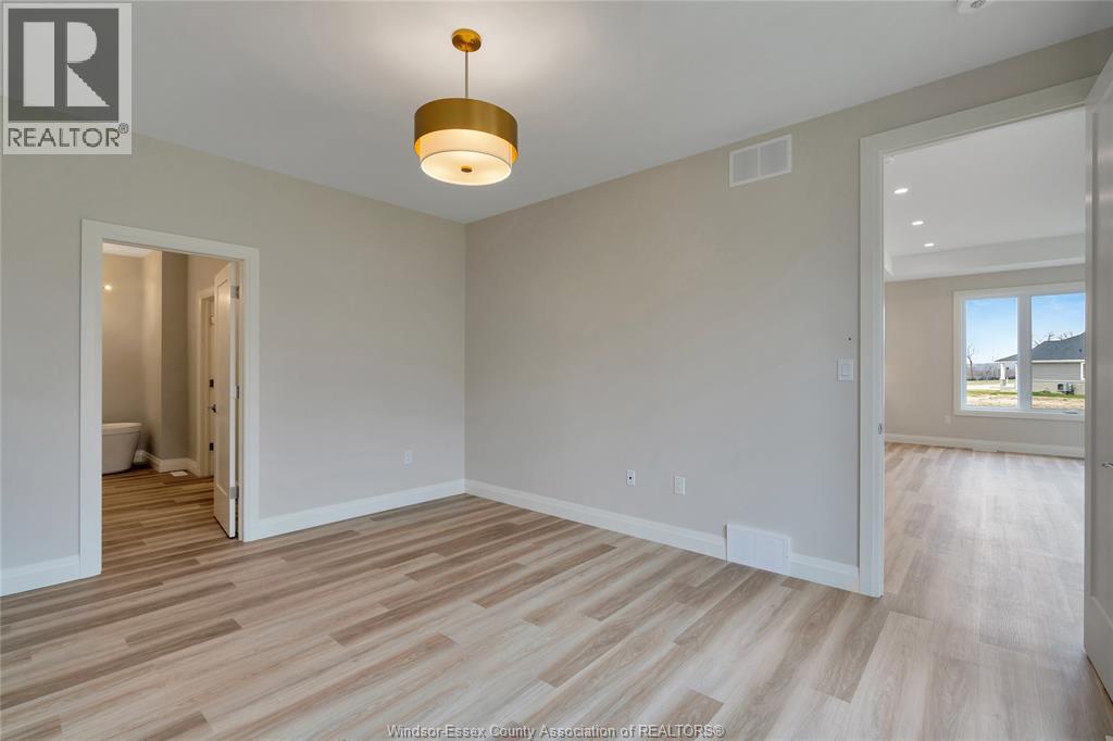 31 SANDCASTLE, Amherstburg, Ontario, N9V0J2 — Photo 10