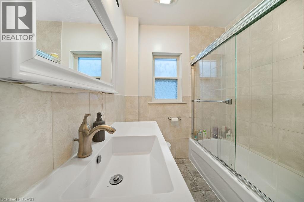 82 WHITNEY Avenue, Hamilton, Ontario, L8S2G5 — Photo 14