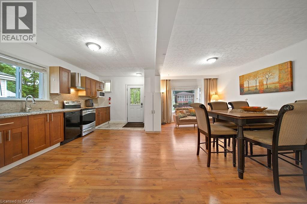 82 WHITNEY Avenue, Hamilton, Ontario, L8S2G5 — Photo 3