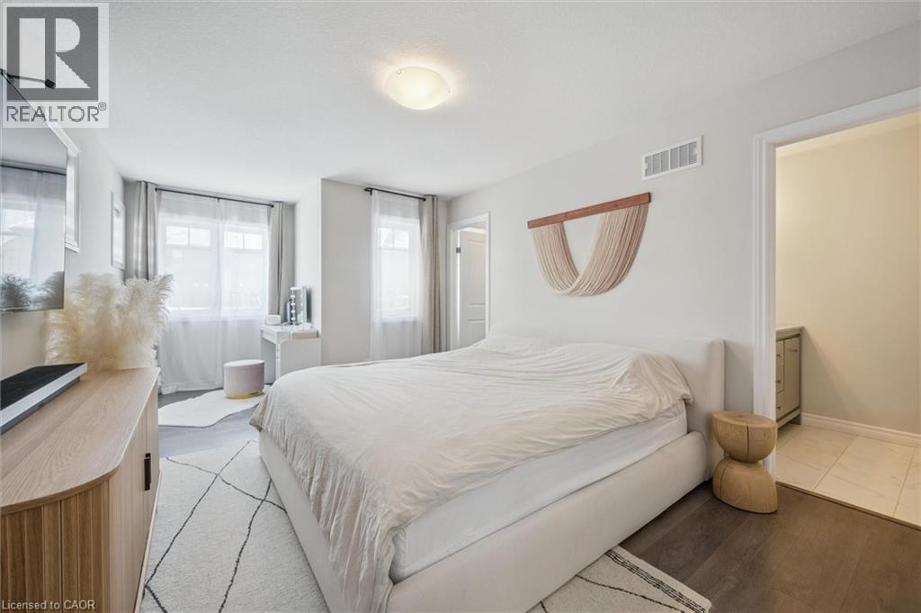 523 HOLLYBROOK Crescent, Kitchener, Ontario, N2R0P1 — Photo 14