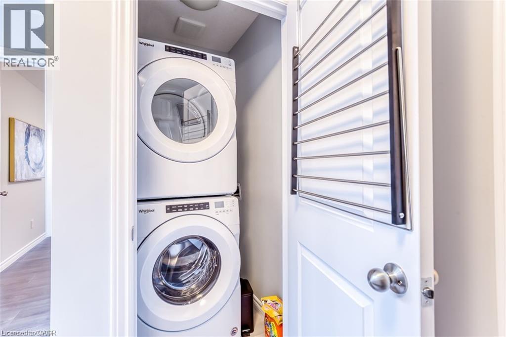 523 HOLLYBROOK Crescent, Kitchener, Ontario, N2R0P1 — Photo 17