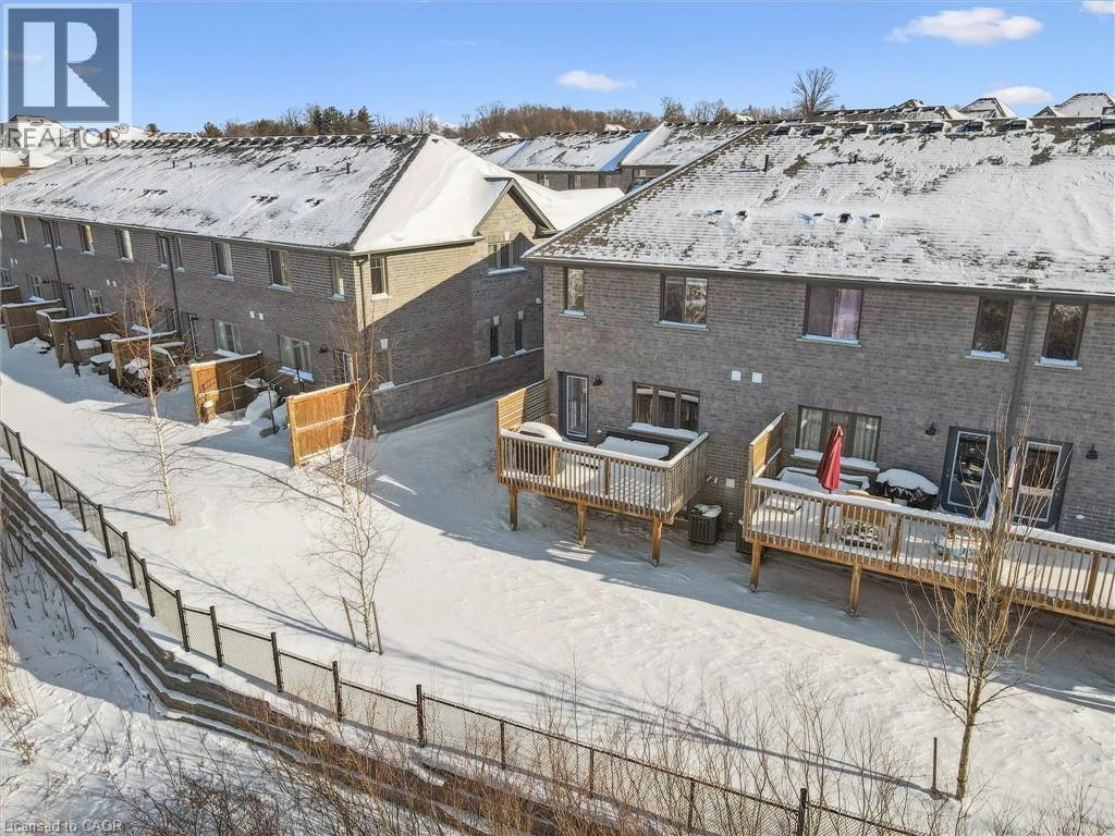 523 HOLLYBROOK Crescent, Kitchener, Ontario, N2R0P1 — Photo 32