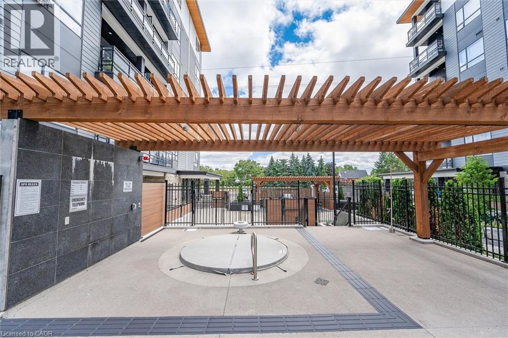 251 NORTHFIELD Drive E Unit# 105, Waterloo, Ontario, N2K3H4 — Photo 39