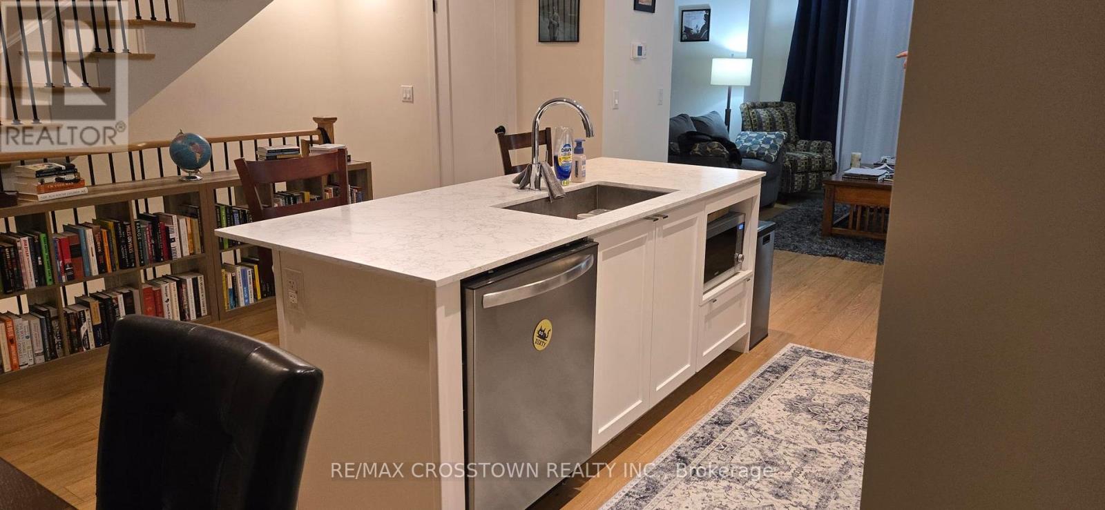 18 MARINERS PIER WAY, Orillia, Ontario, L3V8P4 — Photo 9