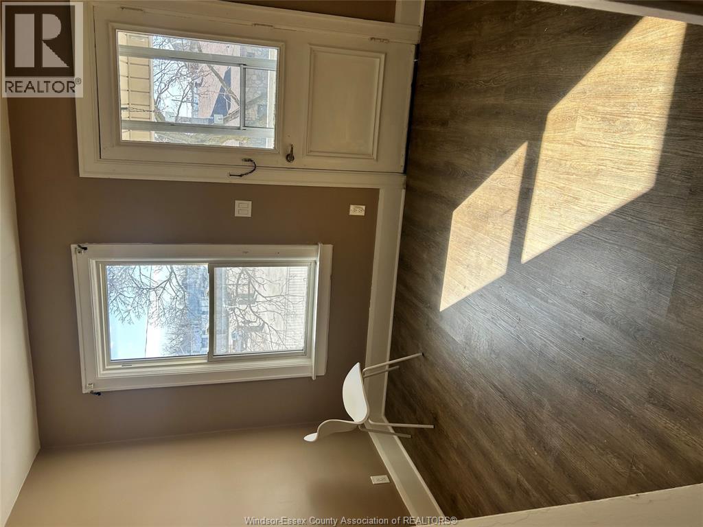1290 CHILVER, Windsor, Ontario, N8Y2L1 — Photo 3