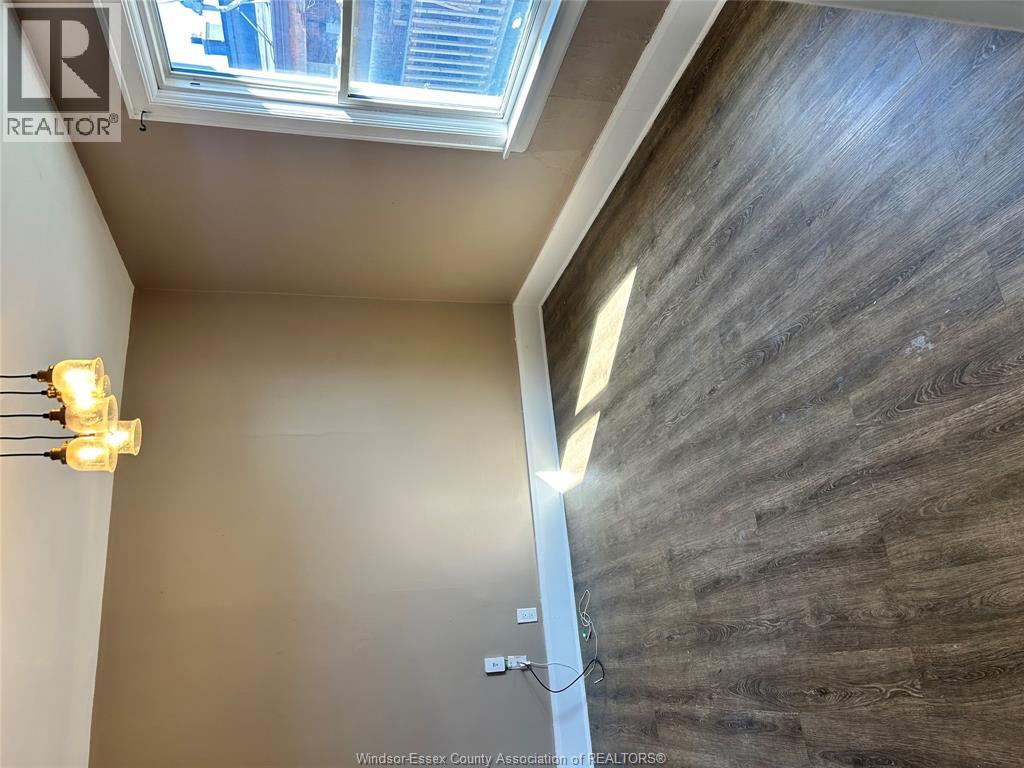1290 CHILVER, Windsor, Ontario, N8Y2L1 — Photo 7