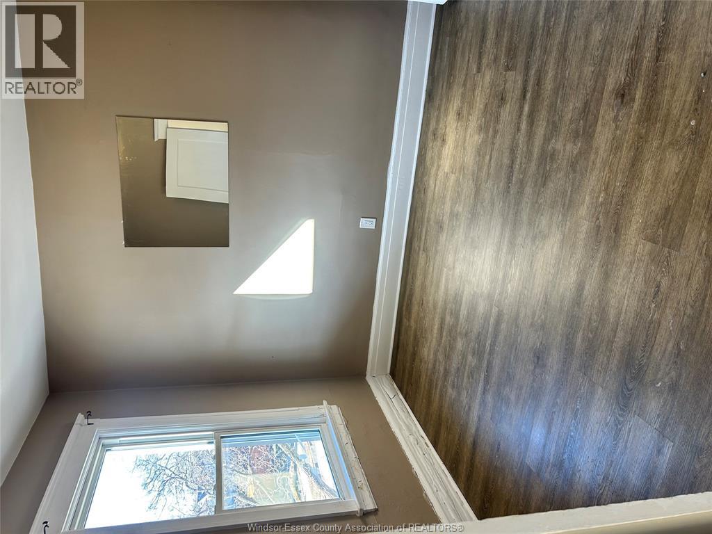 1290 CHILVER, Windsor, Ontario, N8Y2L1 — Photo 8