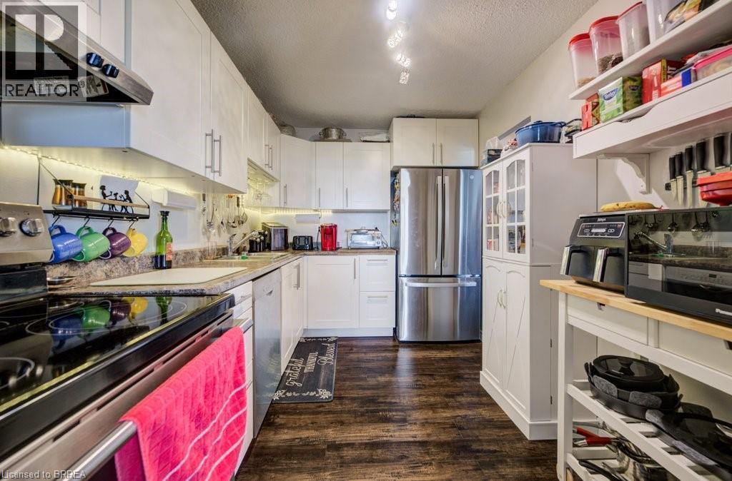 640 WEST Street Unit# 902, Brantford, Ontario, N3R6M3 — Photo 12