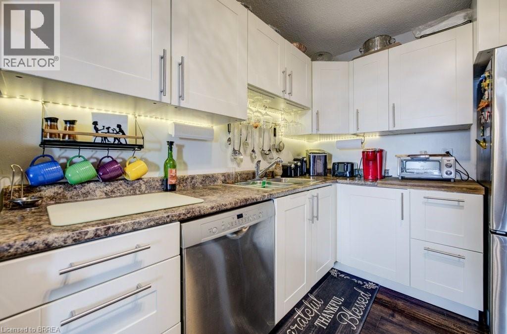 640 WEST Street Unit# 902, Brantford, Ontario, N3R6M3 — Photo 13