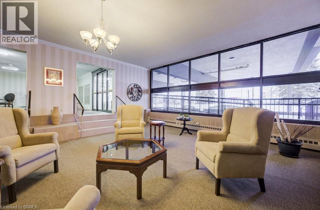 640 WEST Street Unit# 902, Brantford, Ontario, N3R6M3 — Photo 7