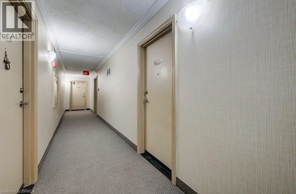 640 WEST Street Unit# 902, Brantford, Ontario, N3R6M3 — Photo 9