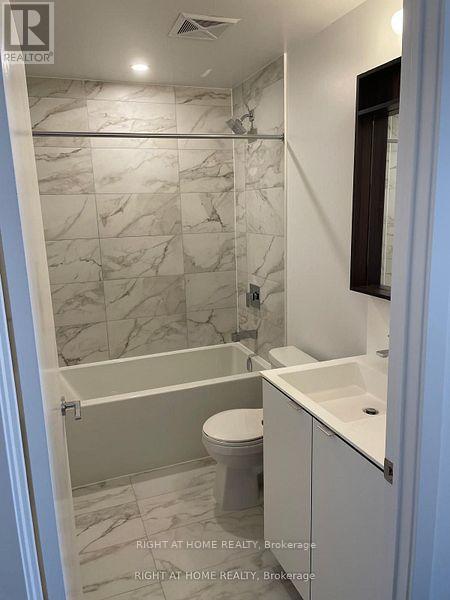 1107 - 4065 CONFEDERATION PARKWAY, Mississauga (City Centre), Ontario, L5B0L4 — Photo 2