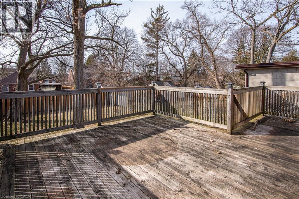 120 FOURTH Avenue, Kitchener, Ontario, N2C1N8 — Photo 12