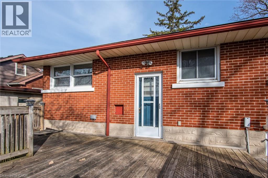 120 FOURTH Avenue, Kitchener, Ontario, N2C1N8 — Photo 18