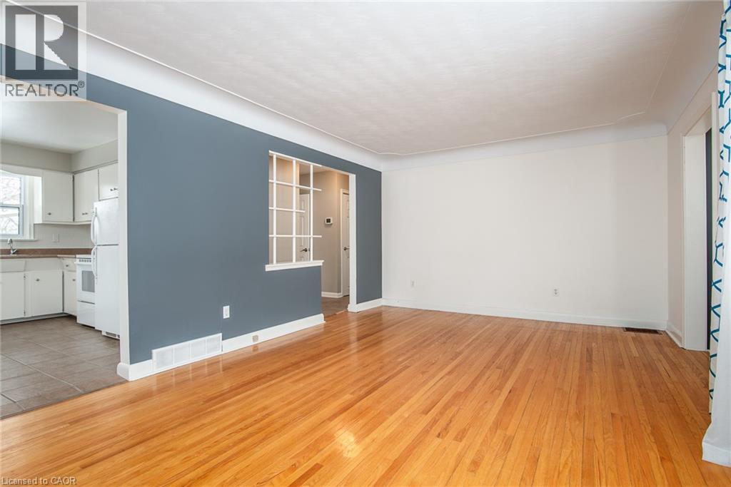 120 FOURTH Avenue, Kitchener, Ontario, N2C1N8 — Photo 23