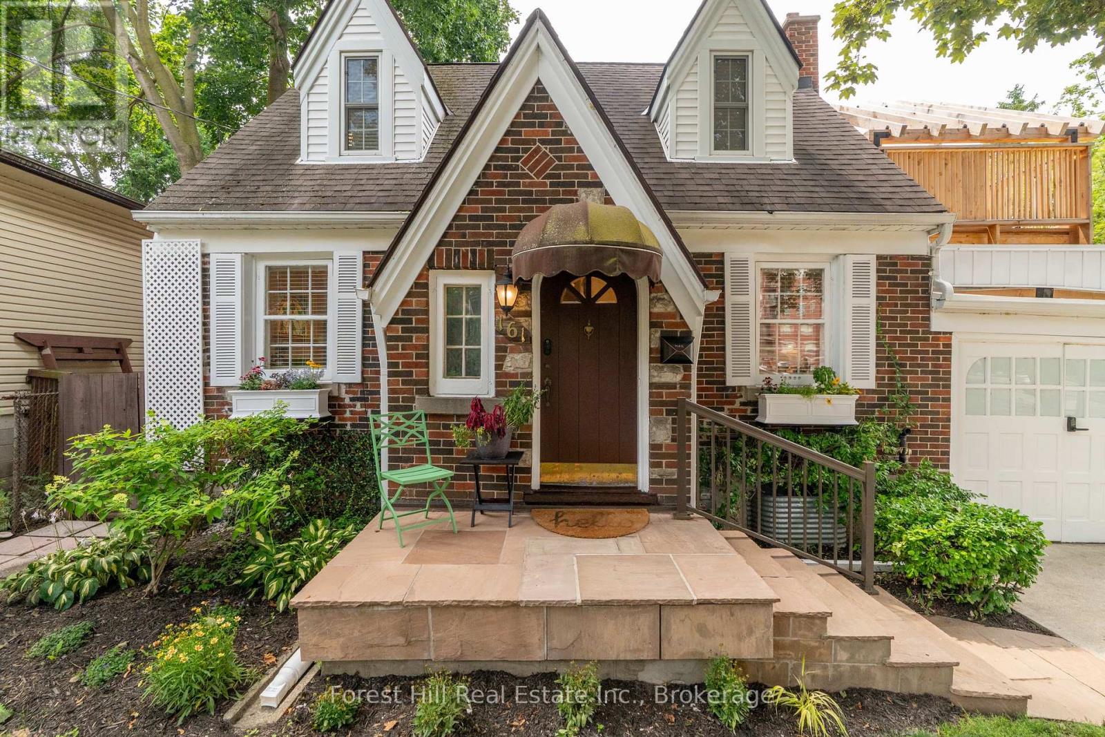 161 HERBERT STREET, Waterloo, Ontario, N2J1T3 — Photo 2