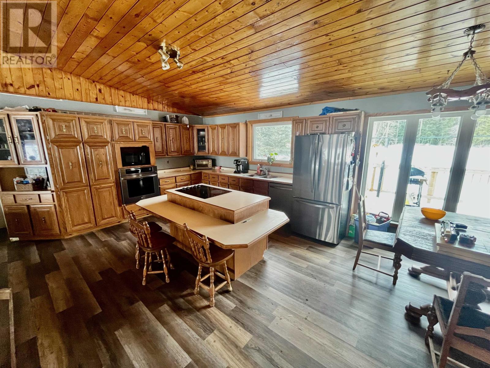 389 Parker Point RD, Dryden, Ontario, P8N2Y5 — Photo 5