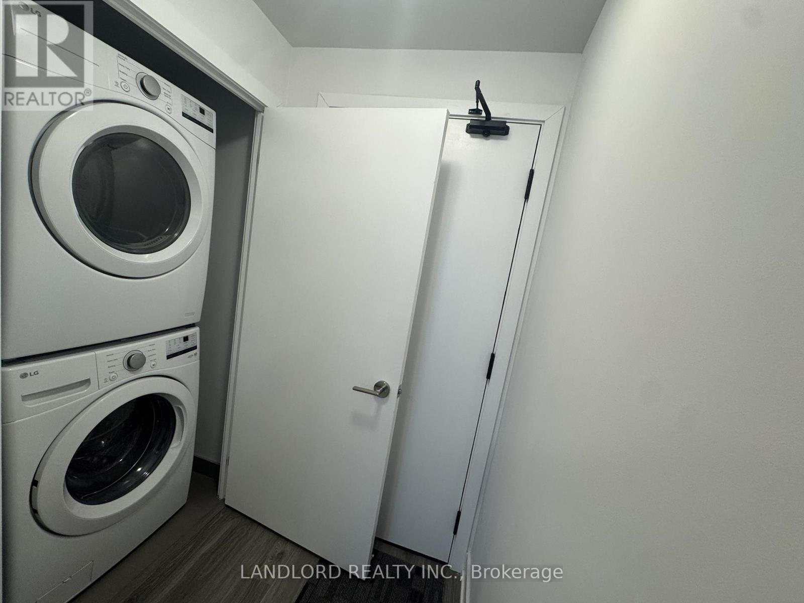 2809 - 4130 PARKSIDE VILLAGE DRIVE, Mississauga (Creditview), Ontario, L5B3M8 — Photo 16