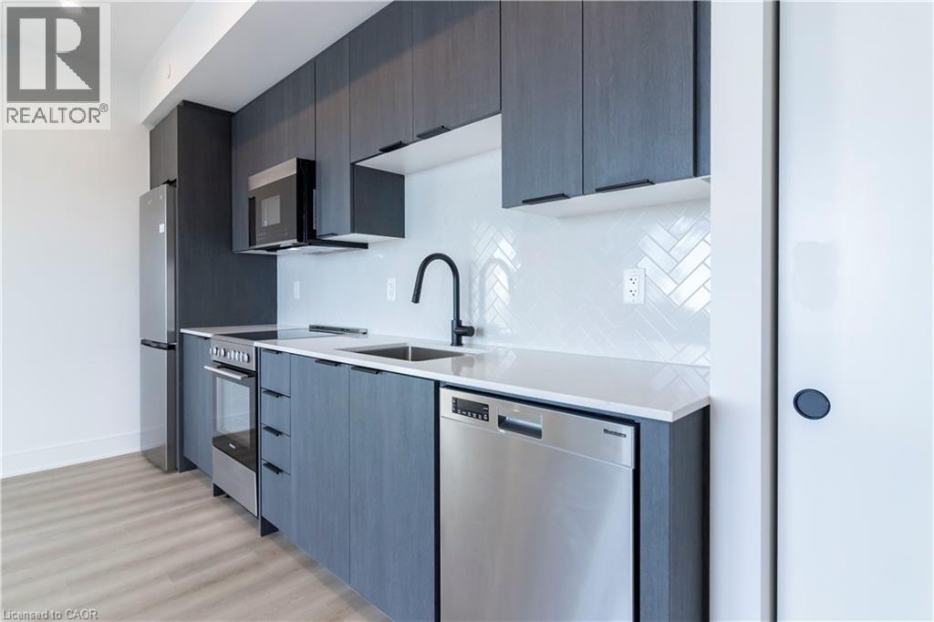 25 WELLINGTON Street Unit# 612, Kitchener, Ontario, N2G0G5 — Photo 6