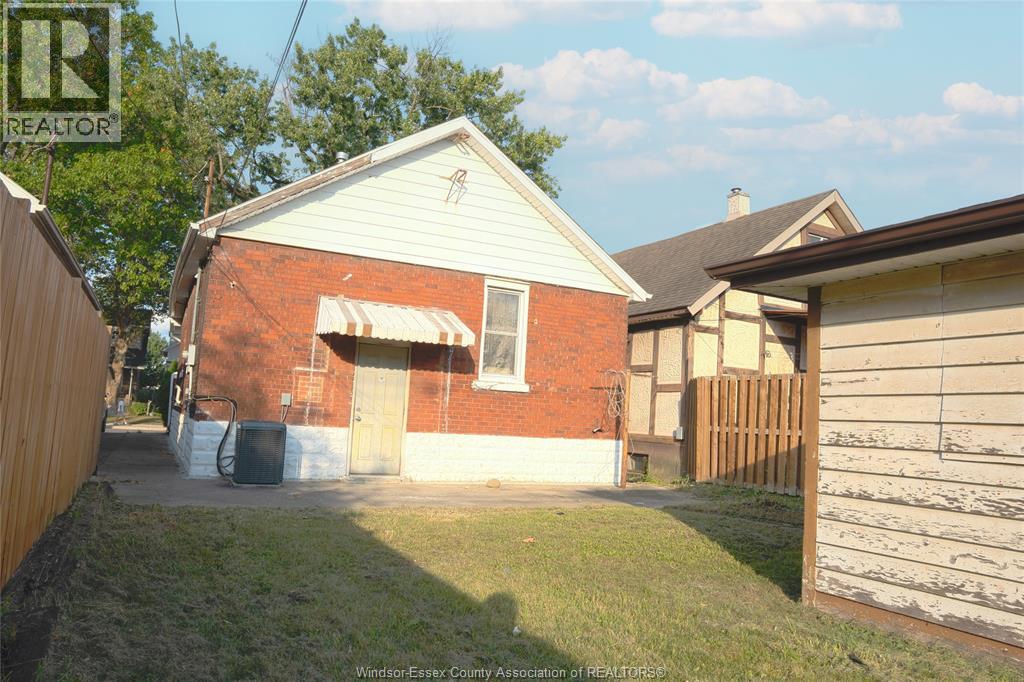 1025 CURRY AVENUE, Windsor, Ontario, N9B2A6 — Photo 25