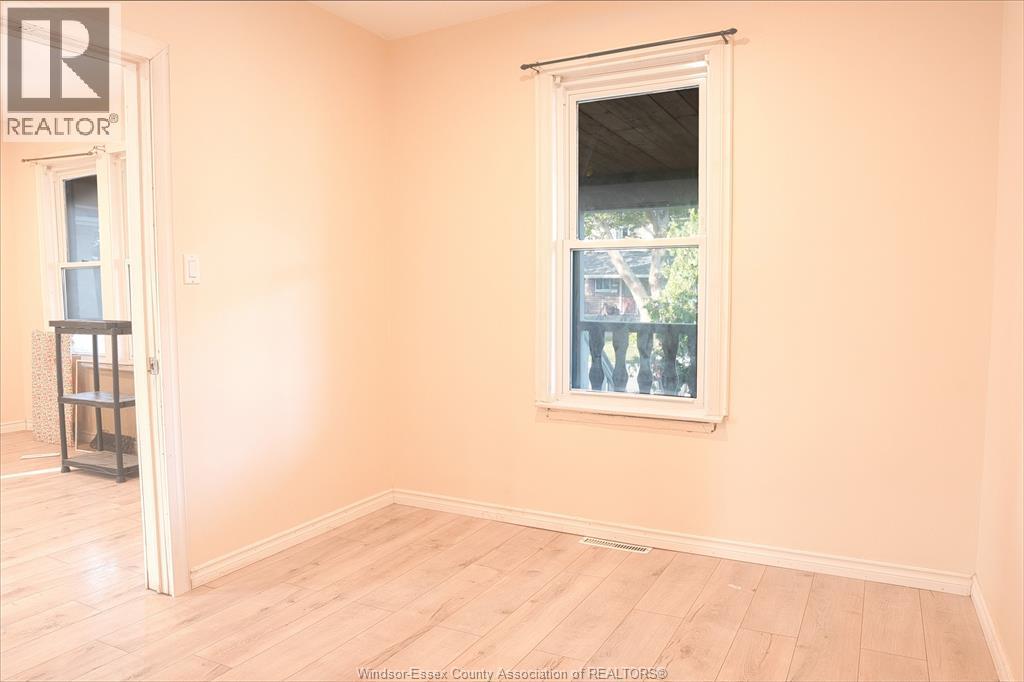 1025 CURRY AVENUE, Windsor, Ontario, N9B2A6 — Photo 4