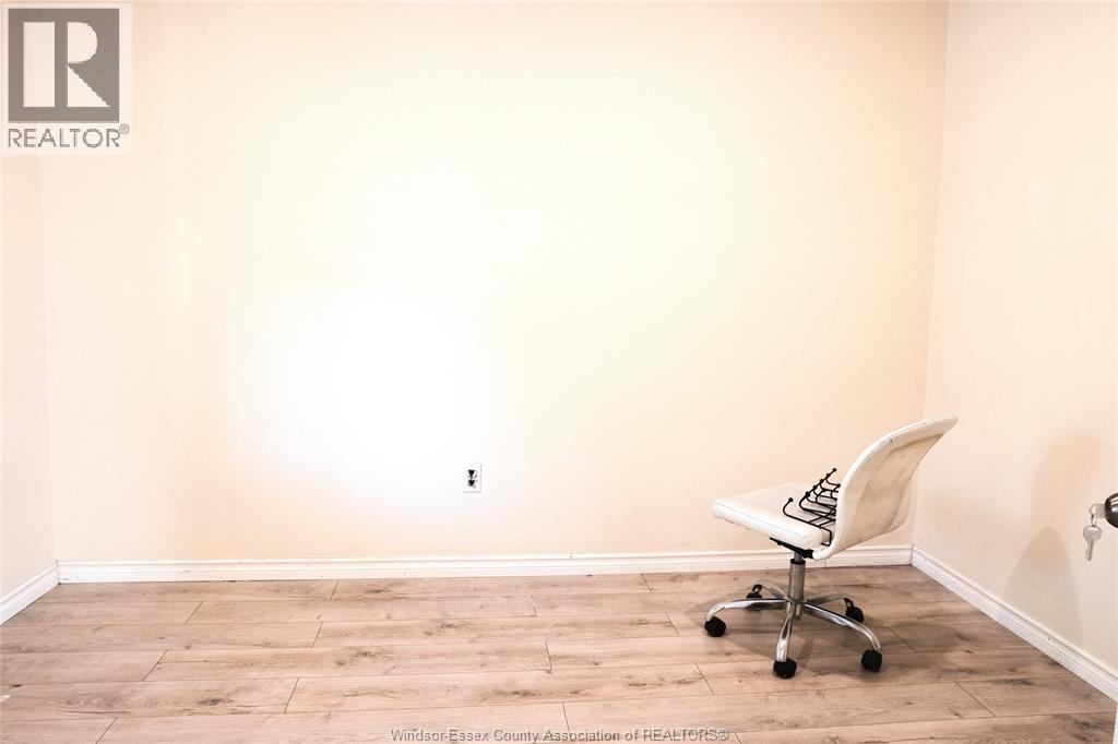 1025 CURRY AVENUE, Windsor, Ontario, N9B2A6 — Photo 5