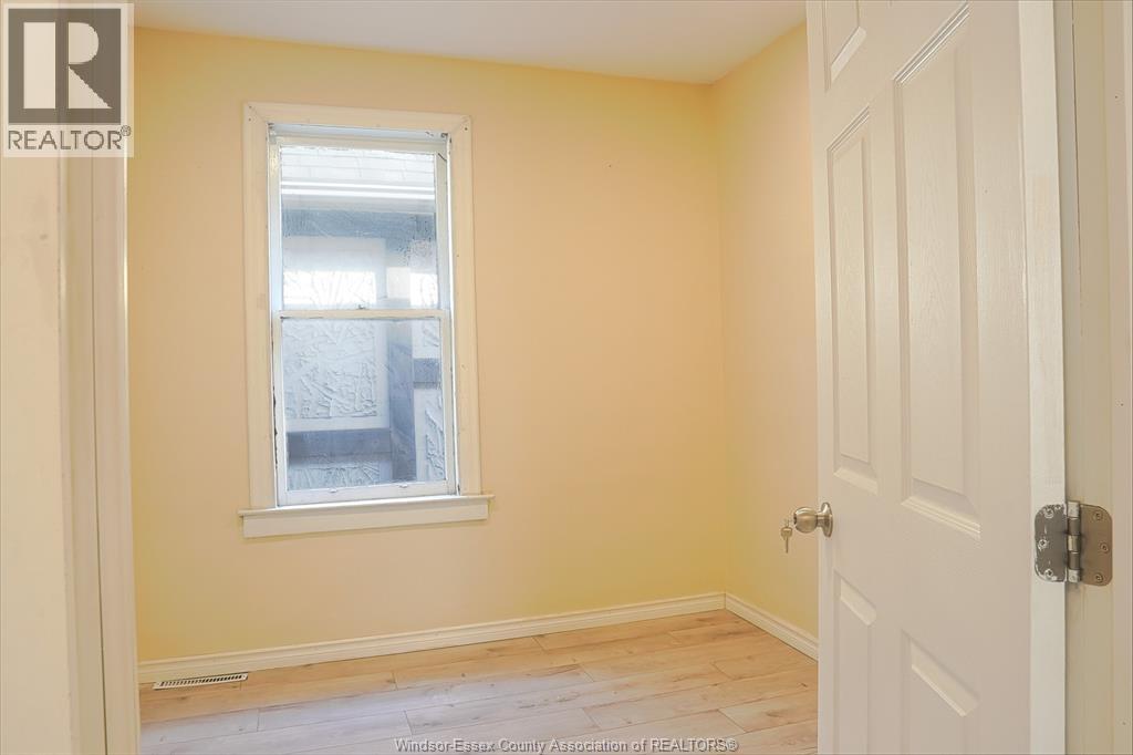 1025 CURRY AVENUE, Windsor, Ontario, N9B2A6 — Photo 6