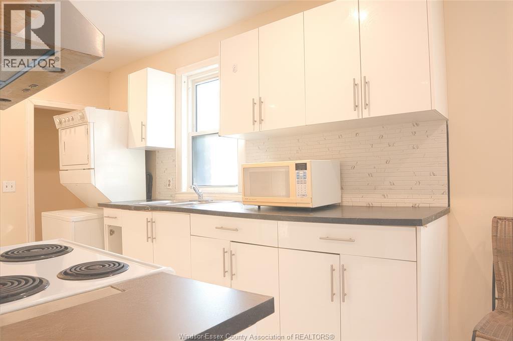 1025 CURRY AVENUE, Windsor, Ontario, N9B2A6 — Photo 9