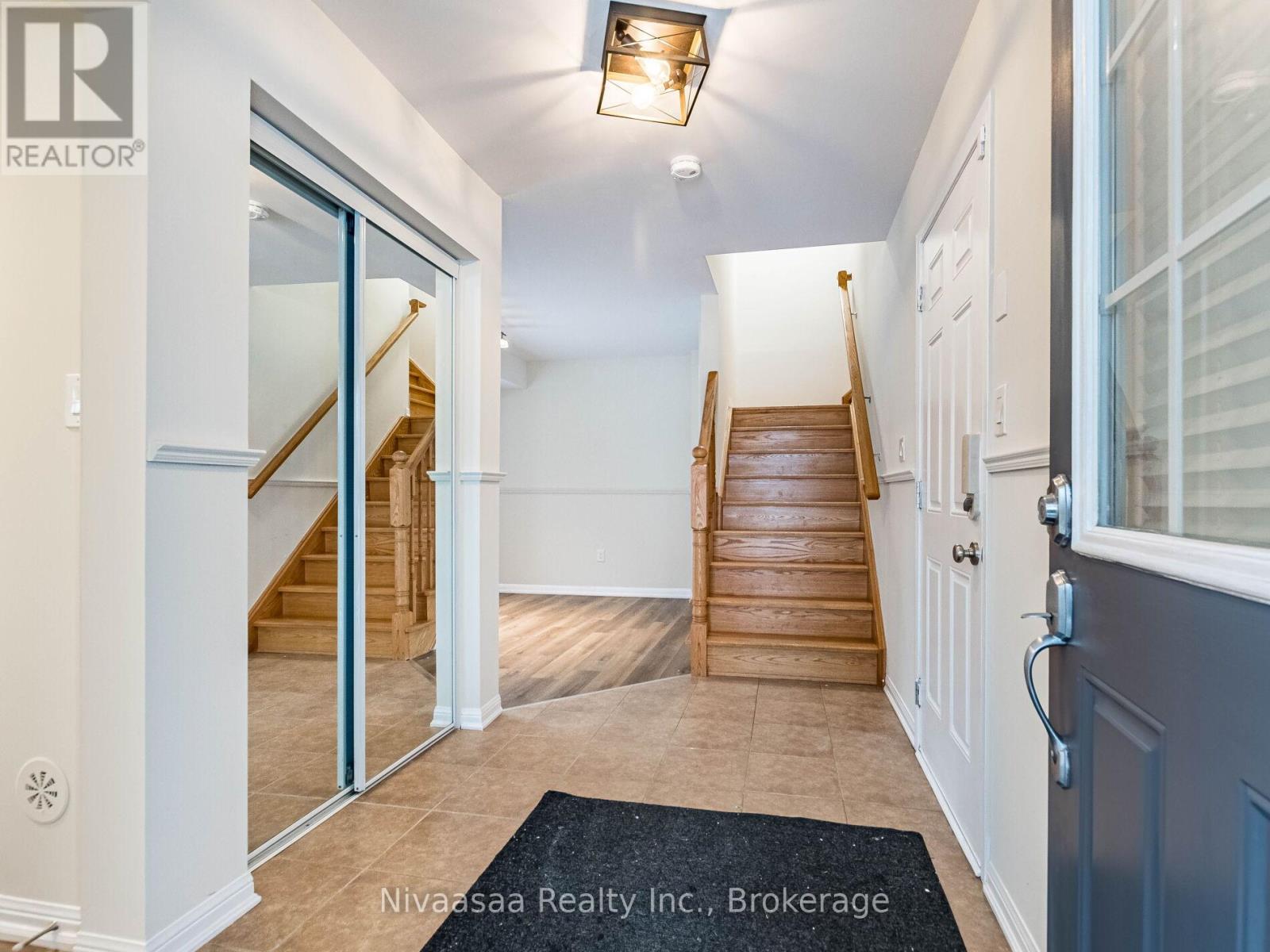 18 BETTERTON CRESCENT, Brampton (Northwest Brampton), Ontario, L7A0S5 — Photo 6