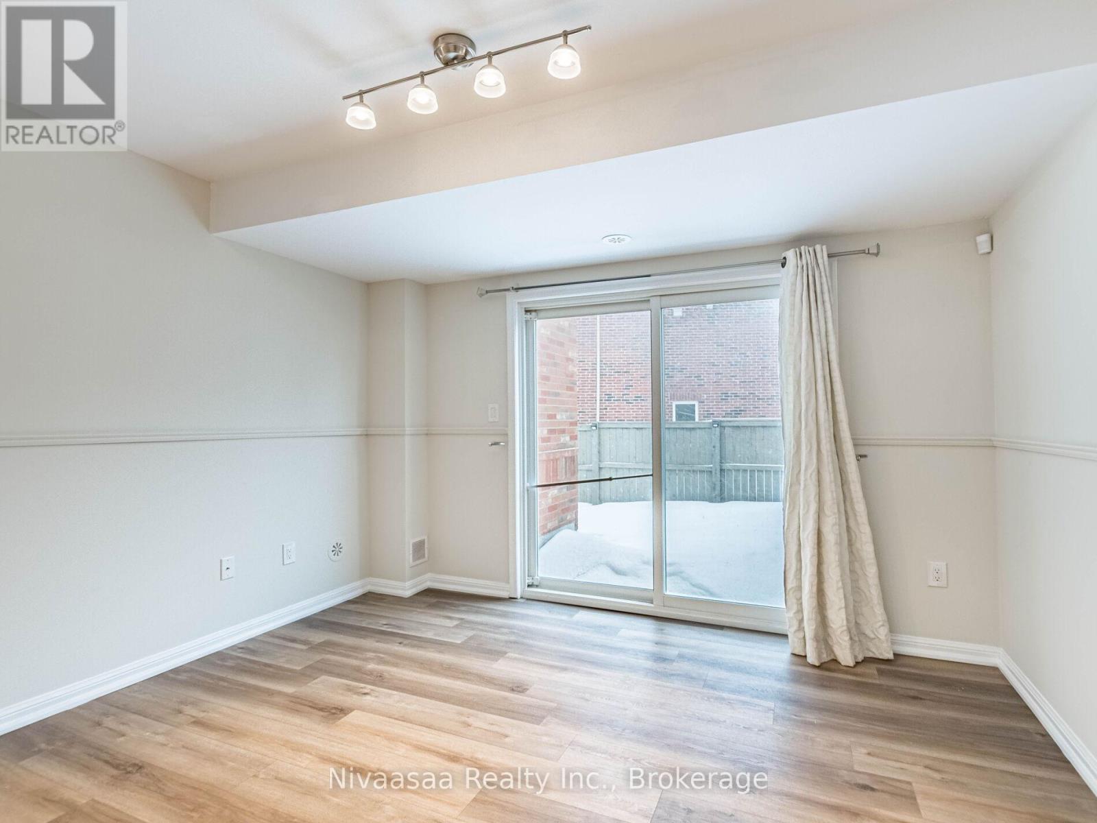 18 BETTERTON CRESCENT, Brampton (Northwest Brampton), Ontario, L7A0S5 — Photo 9