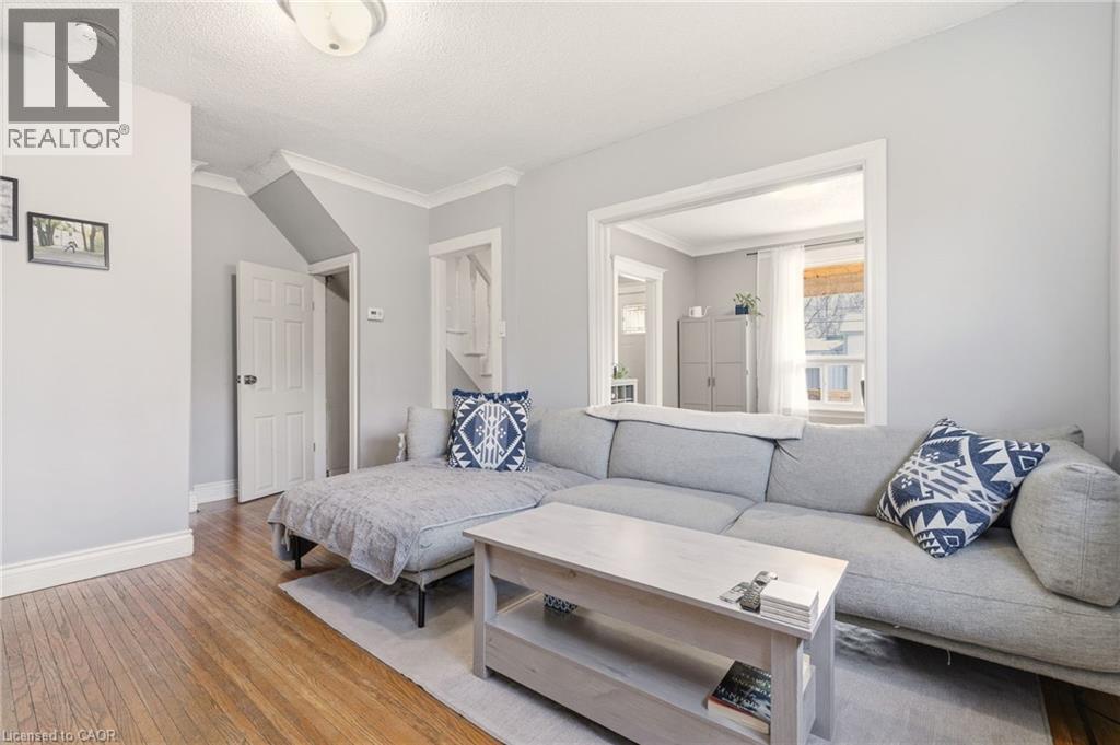 35 DUNDAS Street, Dundas, Ontario, L8H1A1 — Photo 11