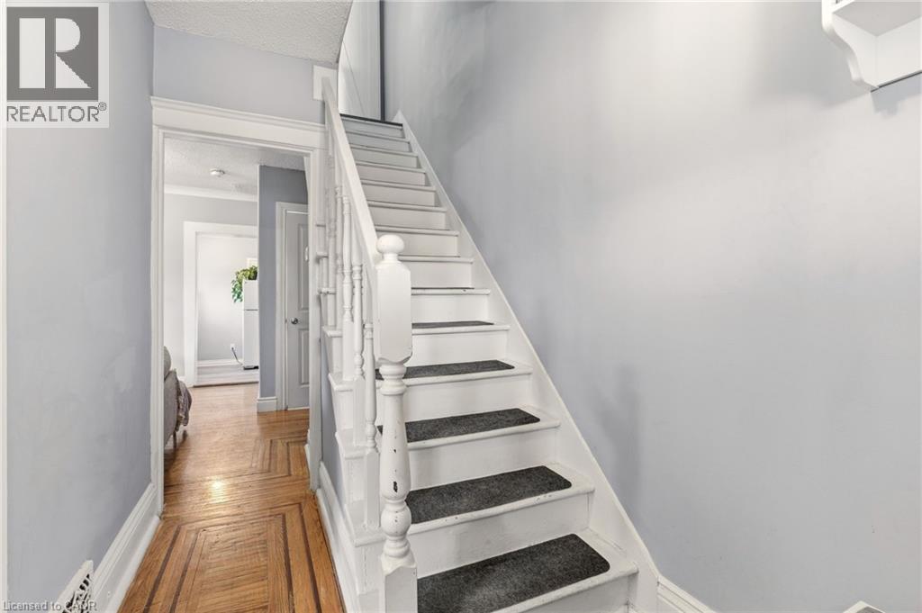 35 DUNDAS Street, Dundas, Ontario, L8H1A1 — Photo 20