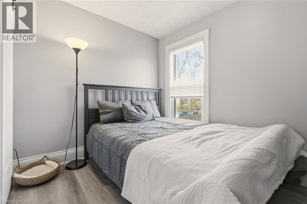 35 DUNDAS Street, Dundas, Ontario, L8H1A1 — Photo 25