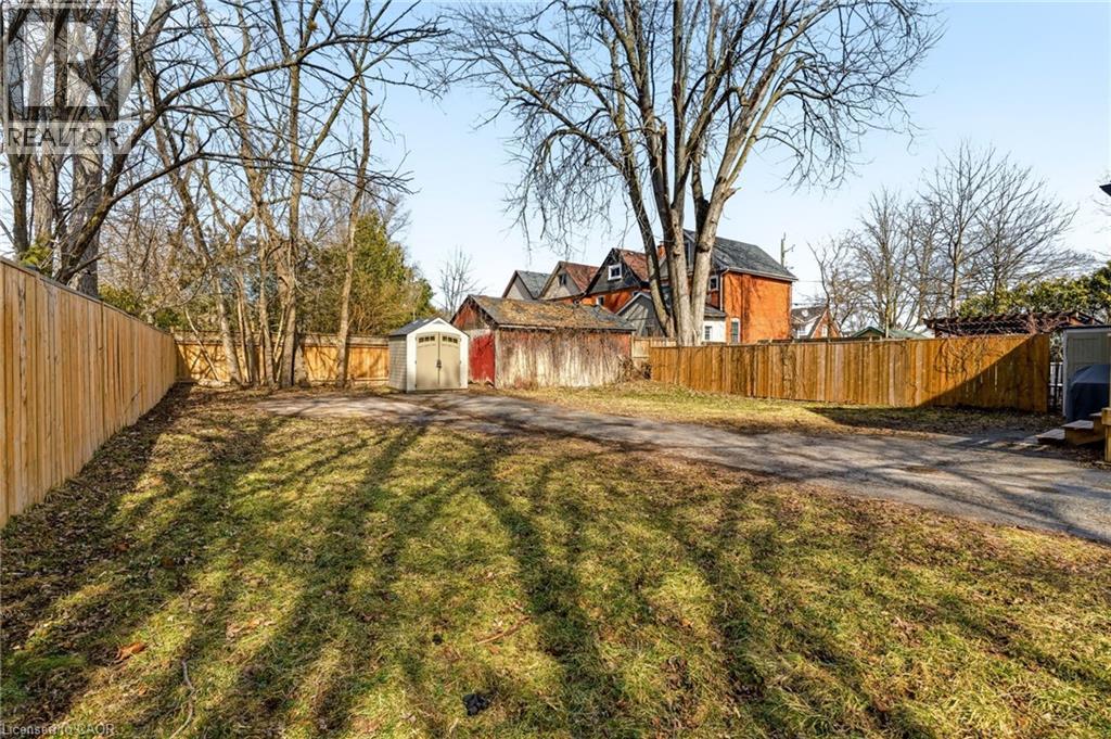 35 DUNDAS Street, Dundas, Ontario, L8H1A1 — Photo 29