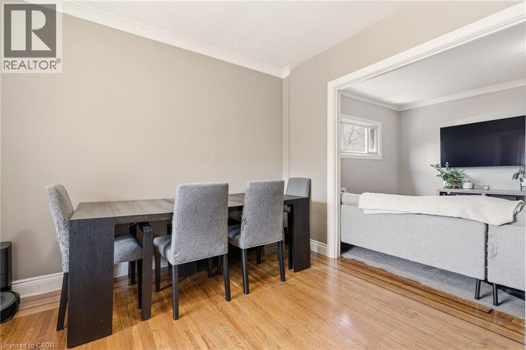 35 DUNDAS Street, Dundas, Ontario, L8H1A1 — Photo 9