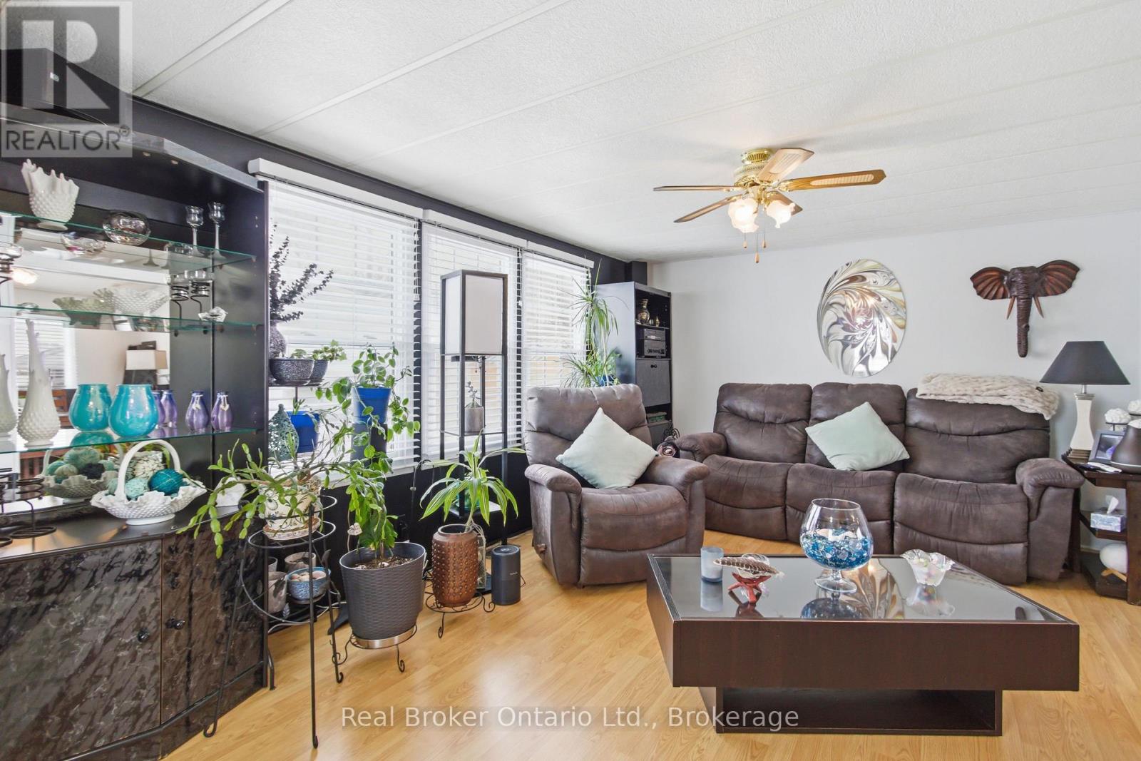 428 PINE PASS, Centre Wellington, Ontario, N1M2W5 — Photo 11