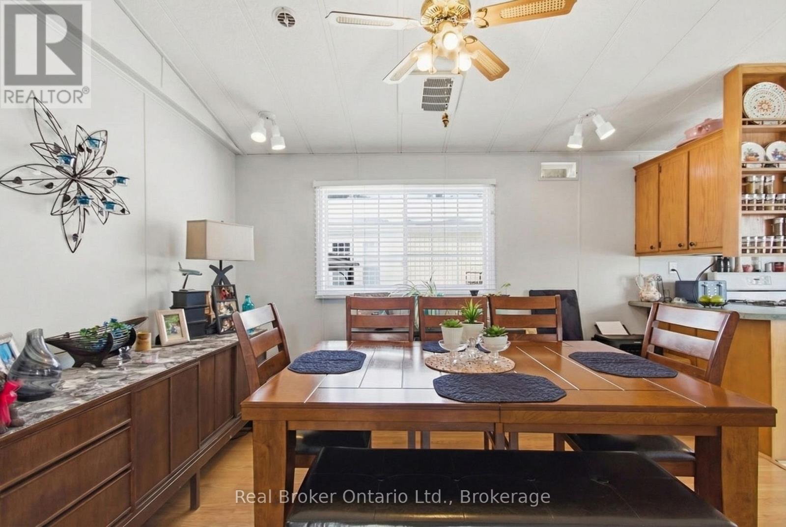 428 PINE PASS, Centre Wellington, Ontario, N1M2W5 — Photo 14