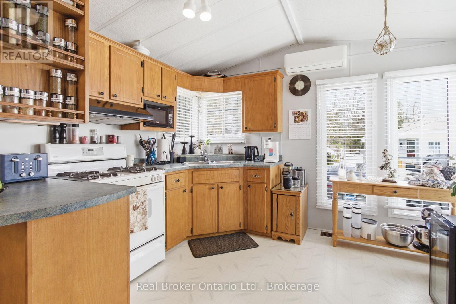 428 PINE PASS, Centre Wellington, Ontario, N1M2W5 — Photo 17