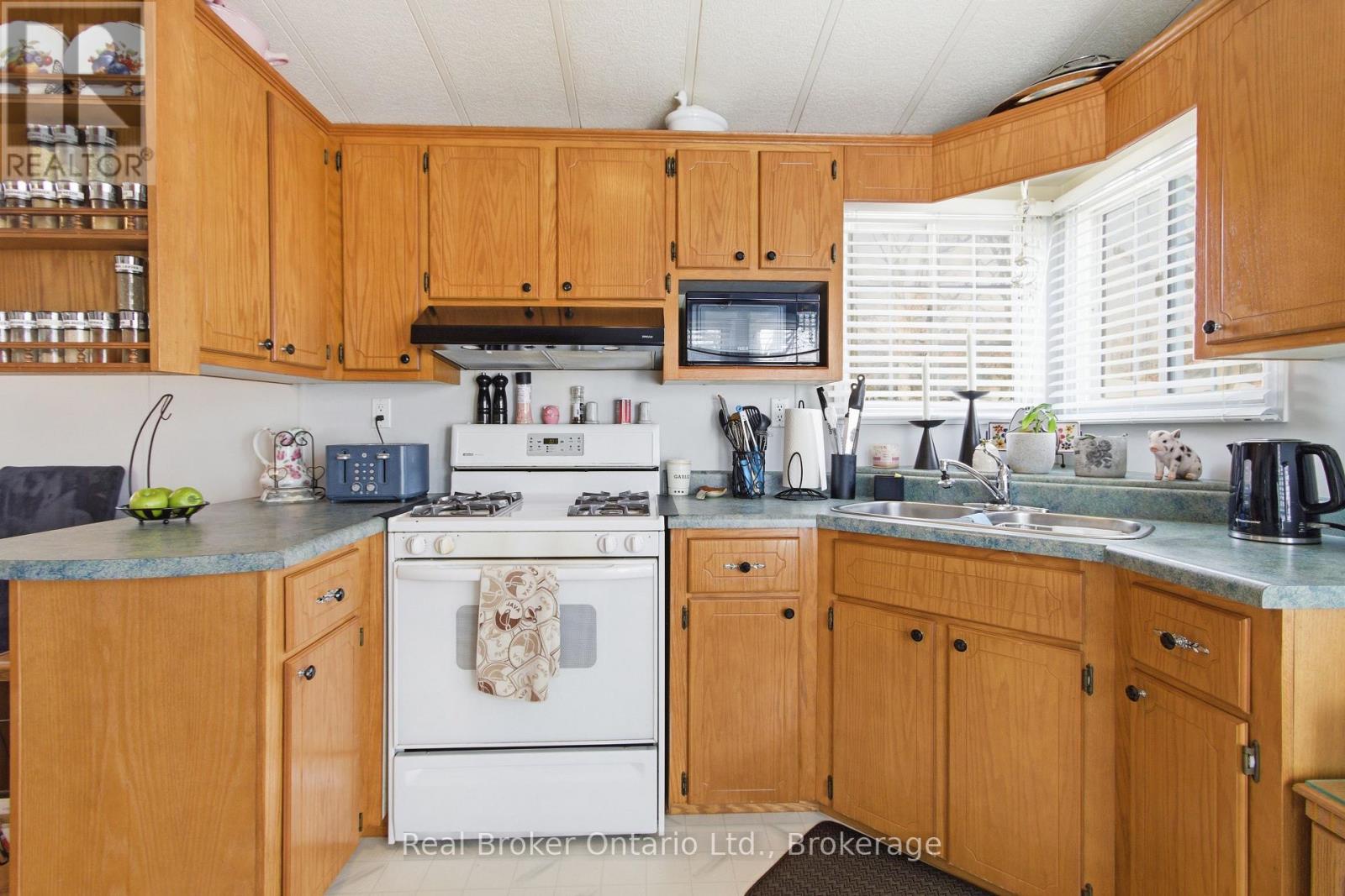 428 PINE PASS, Centre Wellington, Ontario, N1M2W5 — Photo 19