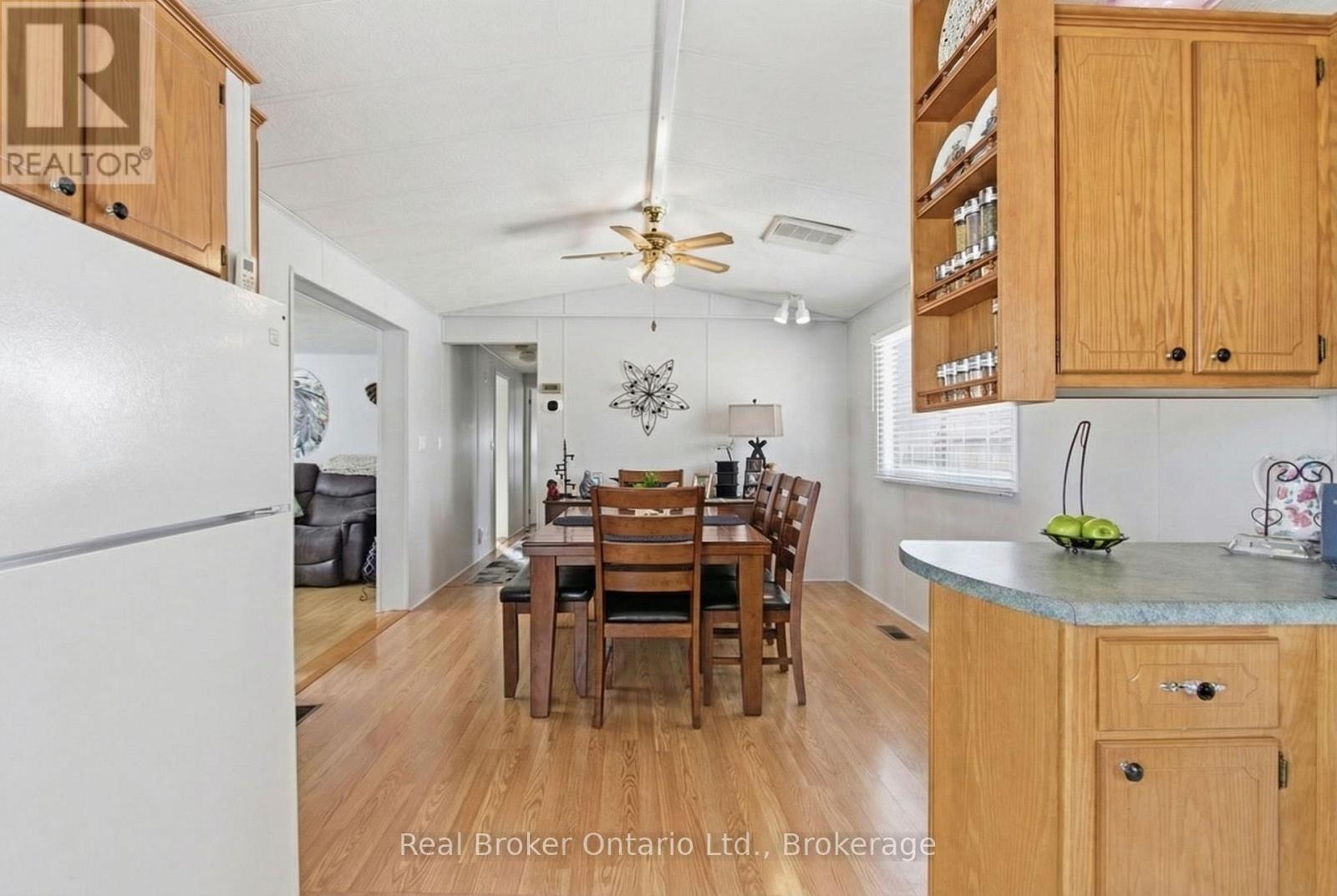 428 PINE PASS, Centre Wellington, Ontario, N1M2W5 — Photo 20