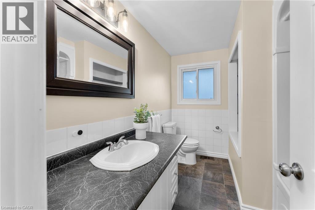 35 BISHOPS Road, St. Catharines, Ontario, L2M1T8 — Photo 22