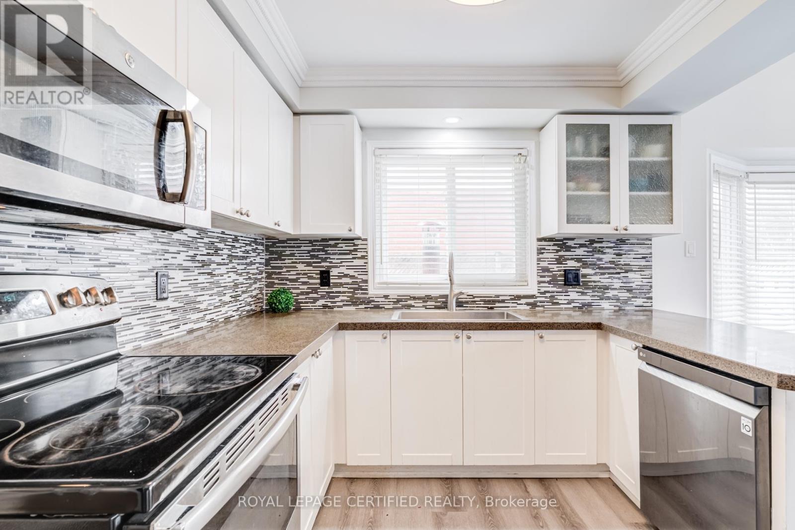 2197 OAKRIDGE CRESCENT, Burlington (Headon), Ontario, L7M4C8 — Photo 17