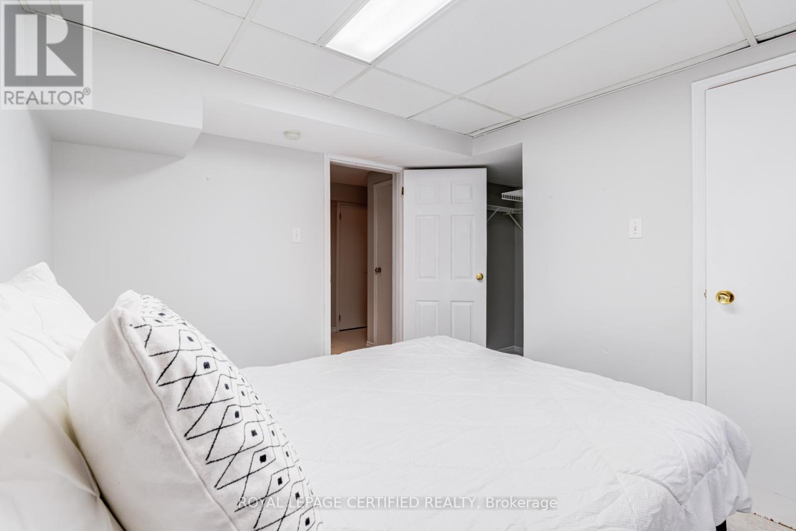 2197 OAKRIDGE CRESCENT, Burlington (Headon), Ontario, L7M4C8 — Photo 18