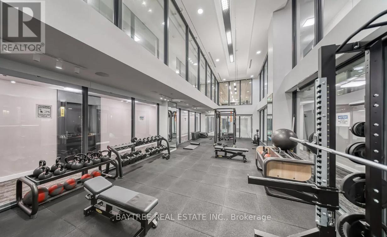 2216 - 158 FRONT STREET E, Toronto (Moss Park), Ontario, M5A0K9 — Photo 4