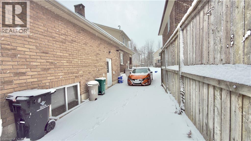16 MARSHALL Street Unit# B, Waterloo, Ontario, N2J2T2 — Photo 23